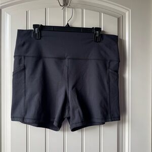 Aerie Black Bike Shorts **with pockets**